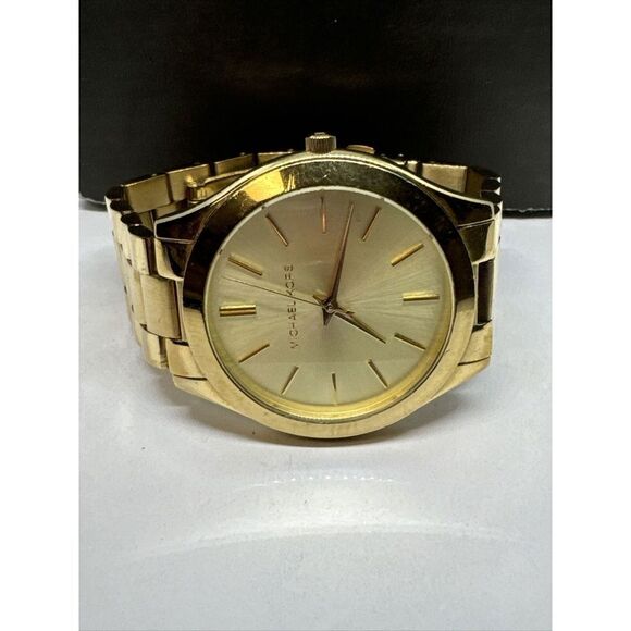 Michael Kors Slim Runway MK3179 Women\'s Gold Tone Analog Dial Wrist Watch JNA219